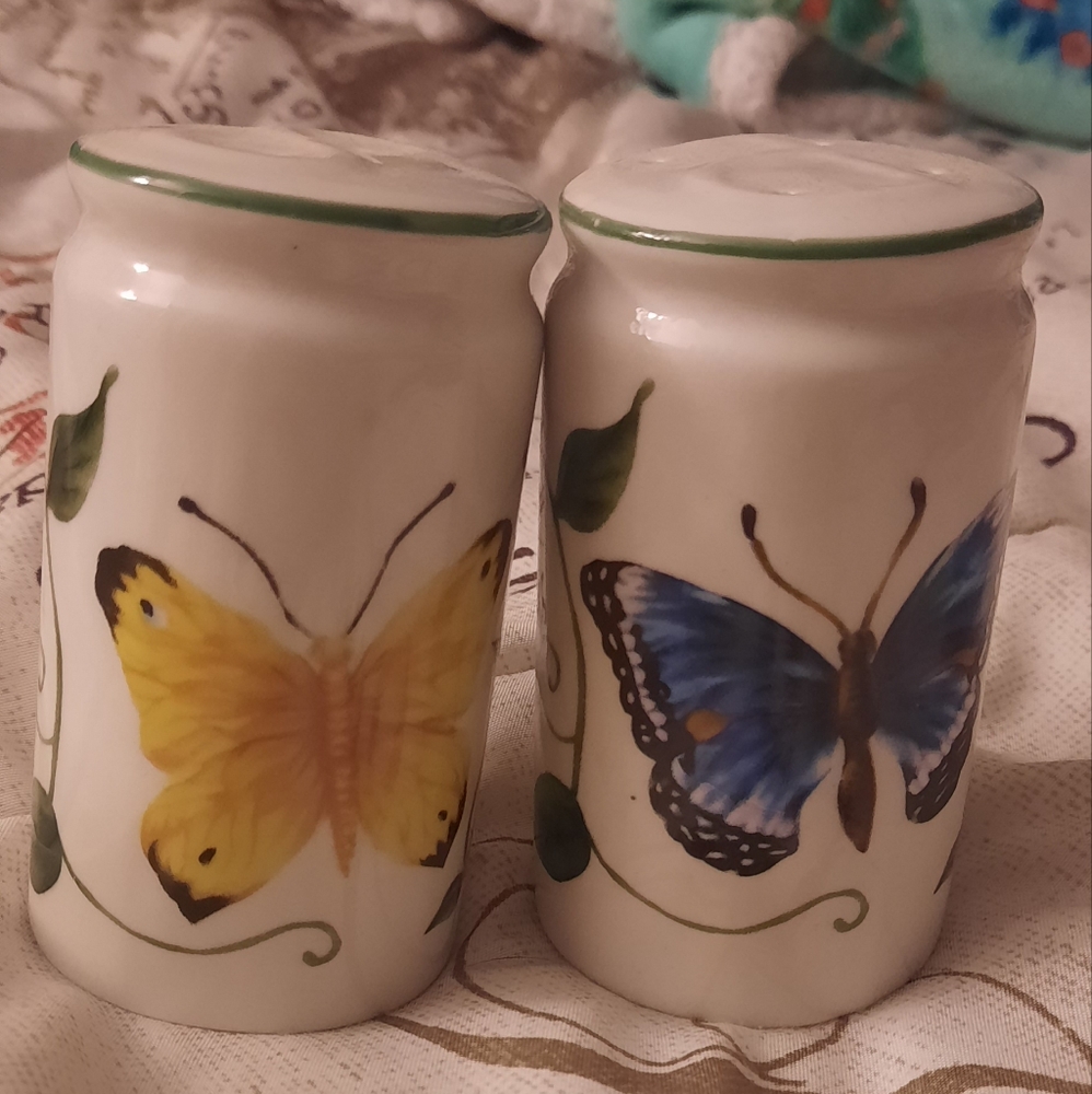 Butterfly Ceramic Salt and Pepper Shakers